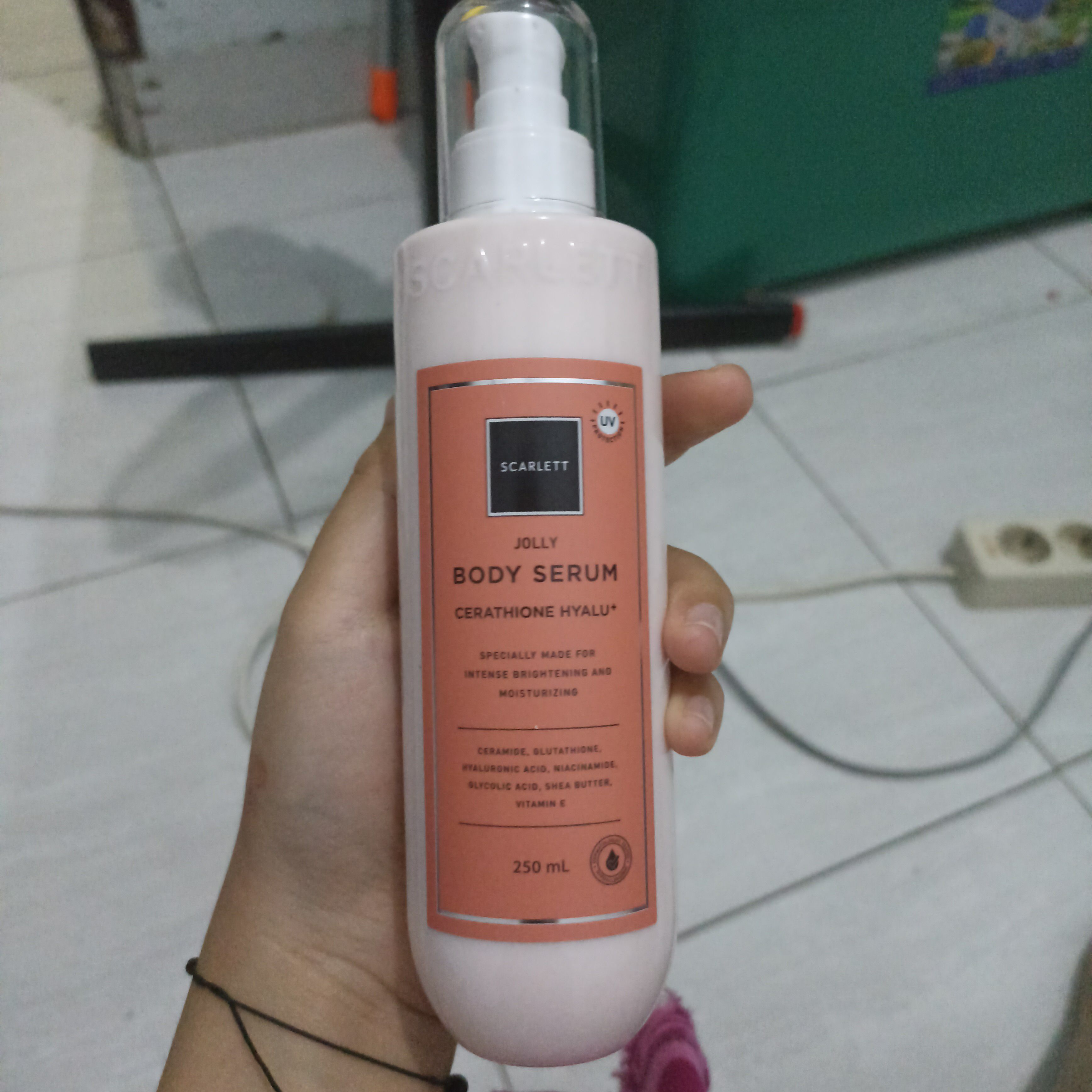 Scarlett Body Serum Beauty Review