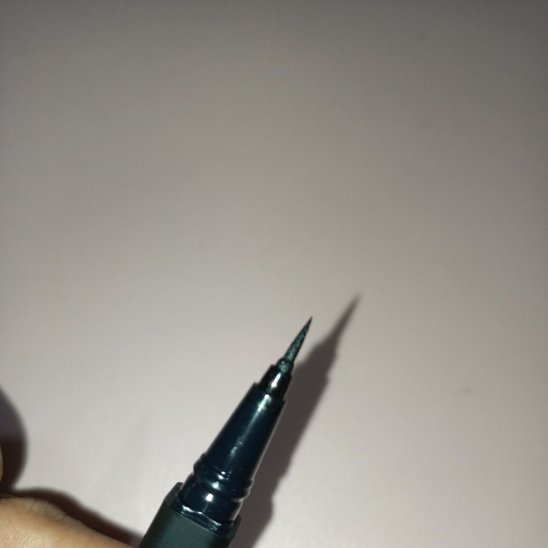 Somethinc FOREVER STAY Waterproof Liquid Eyeliner Beauty Review