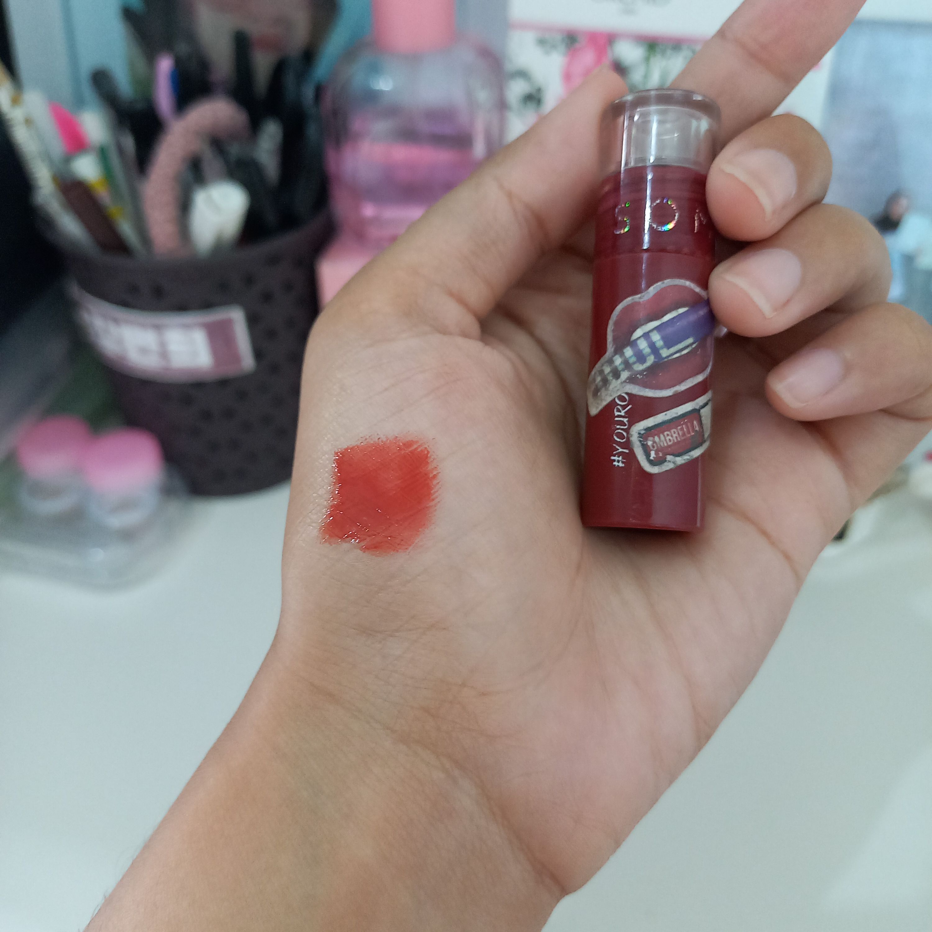 Somethinc Ombrella Lip Totem Tint imgfdn-1c04d9f6-8032-45b3-ad8b-0ab89f879a4a-2503303 3