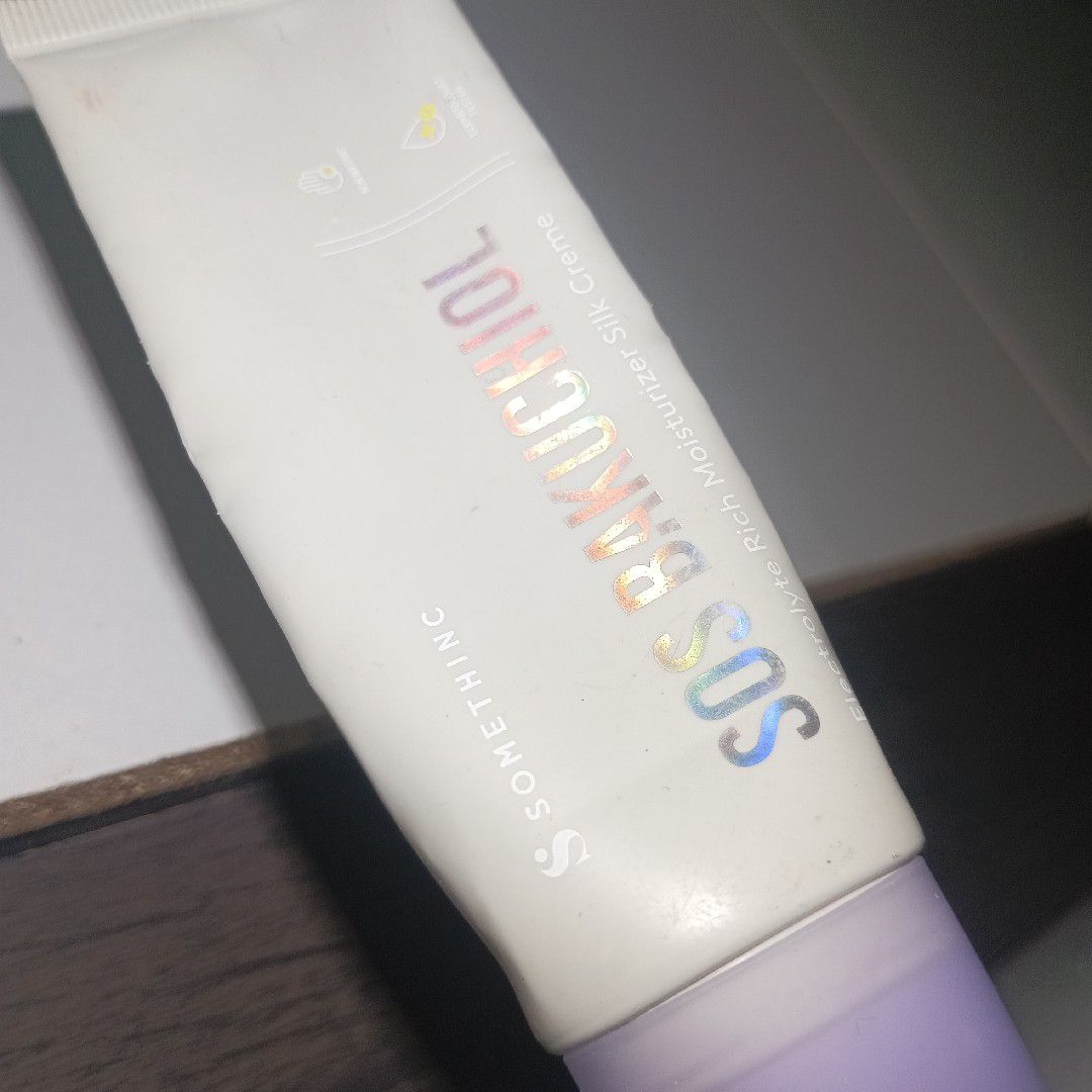 Somethinc SOS Bakuchiol Electrolyte Rich Moisturizer Silk Creme imgfdn-a22505a8-b21d-4ccb-acf4-937329006524-2455711 1