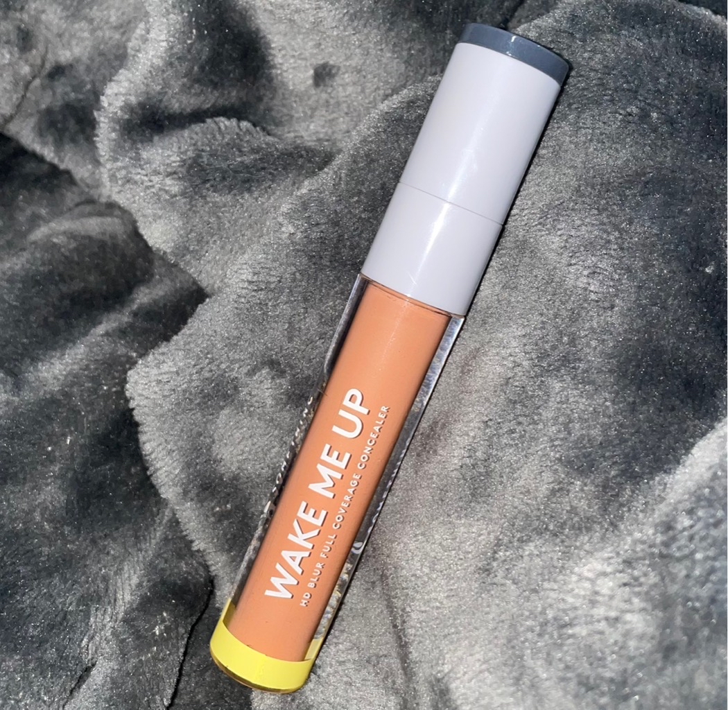 Somethinc Wake Me Up HD Blur High Coverage Concealer  imgfdn-17b8fdbf-1127-44f2-9f16-c33e6e0ab06b-2555711 1