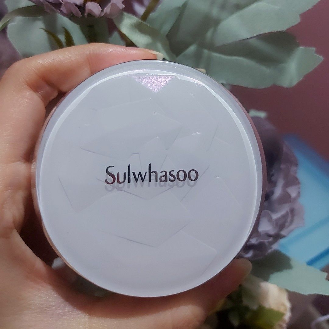 Sulwhasoo Snowise Brightening Cushion SPF50+/PA+++ imgfdn-f178afd1-d3a4-46d0-99fc-f0e56d13d7a2-2501604 1