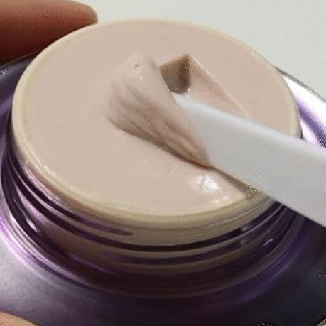 The Face Shop Yehwadam Hwansaenggo Ultimate Rejuvenating Cream imgfdn-ce2225af-7ff0-44e0-87ae-8e7a468bc05c-2231098 1