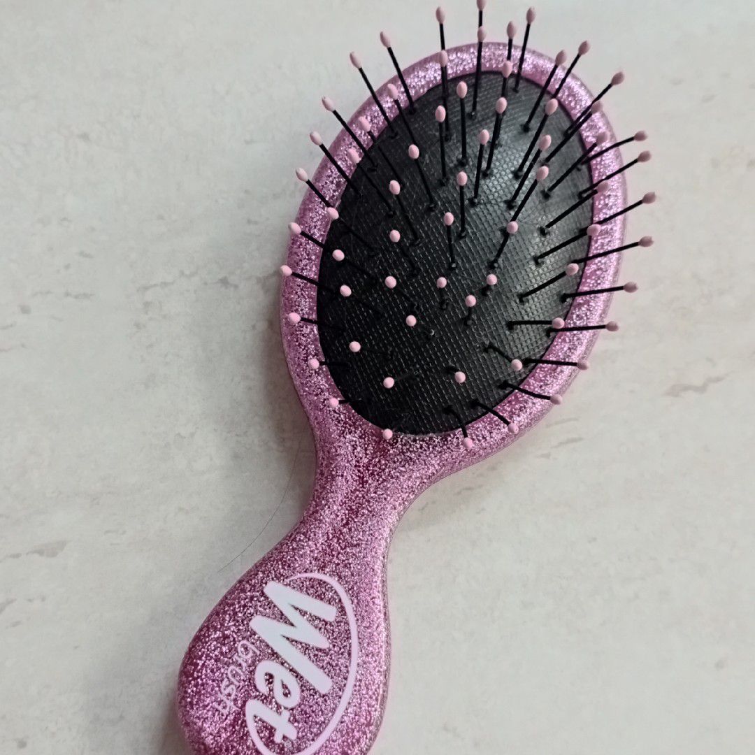 The Wet Brush Mini Detangler Disney Princess 230505 814 1