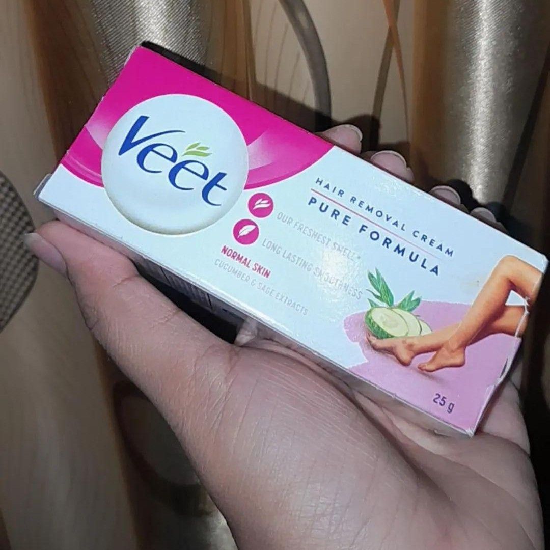 Veet Hair Removal Cream imgfdn-d712b3aa-c197-4d51-9eee-0c8024344449-2485226 1