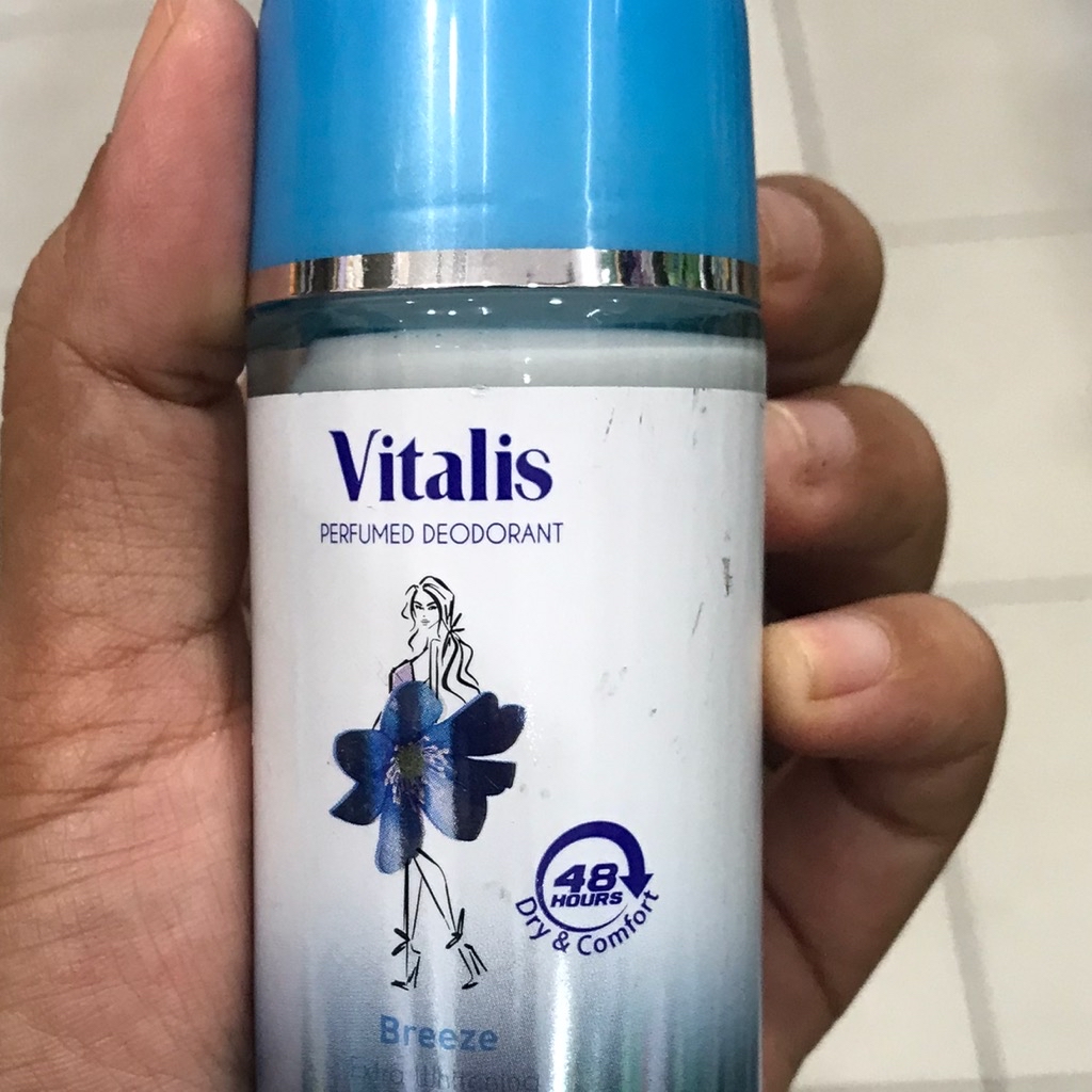 Vitalis Roll on Deodorant  imgfdn-4a8c6246-367c-4bdb-be3e-cc0ac0d89e3b-2490420 1