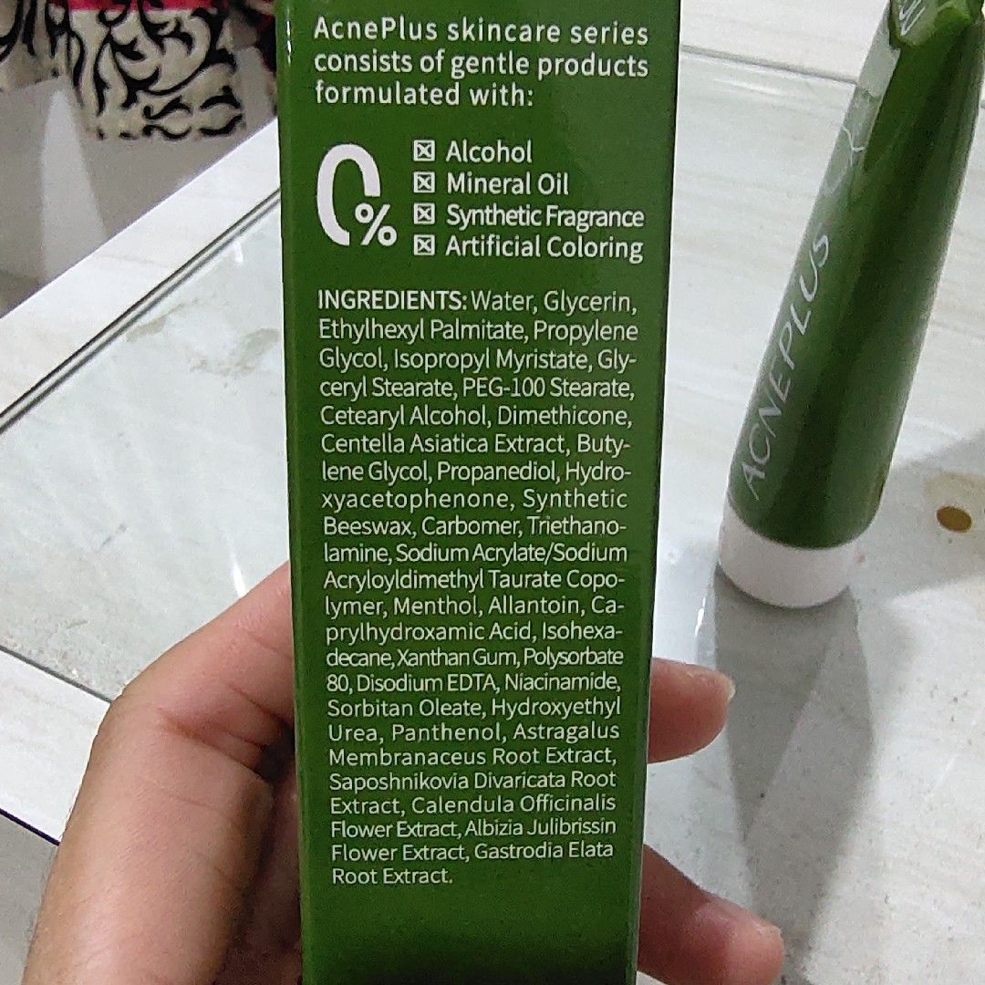 YOU Beauty AcnePlus Skin Defense Moisturizer Beauty Review