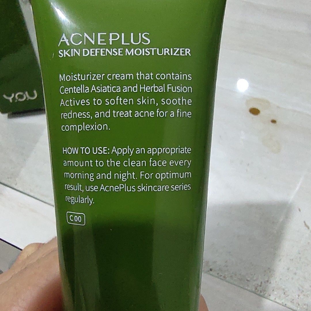 YOU Beauty AcnePlus Skin Defense Moisturizer Beauty Review