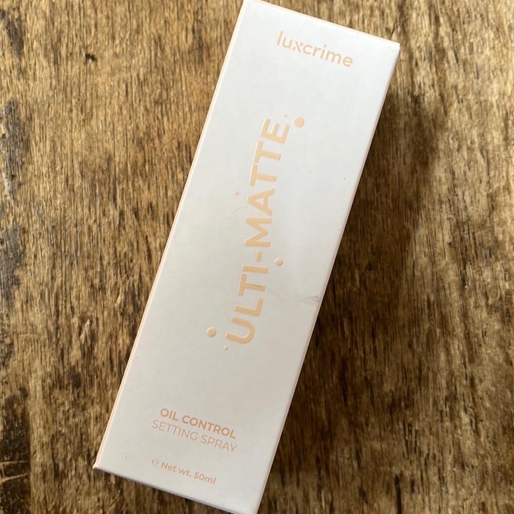 Ulti-Matte Oil Control Setting Spray imgfdn-4792c836-5a6e-4e21-8390-c68adae73b36