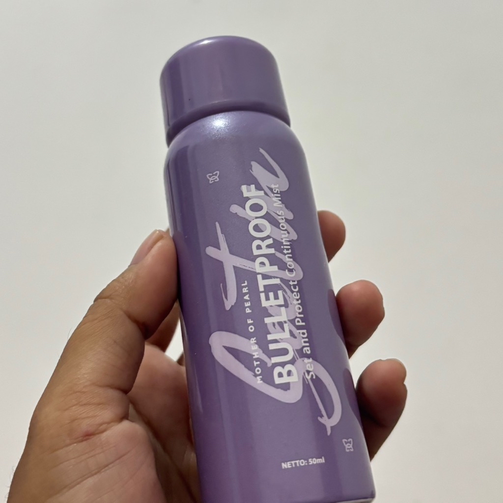 Bulletproof Set & Protect Continuous Mist Satin imgfdn-7afc5871-710c-4dfe-b137-b798730fa76d