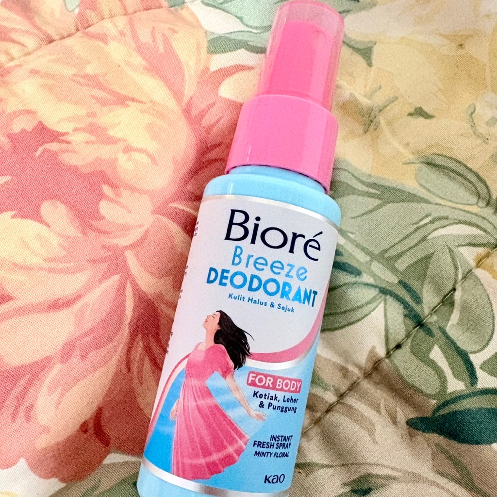 Breeze Deodorant Instant Fresh Spray - Minty Floral imgfdn-b9d98047-ab4d-4c52-8860-c0a26b4c1350
