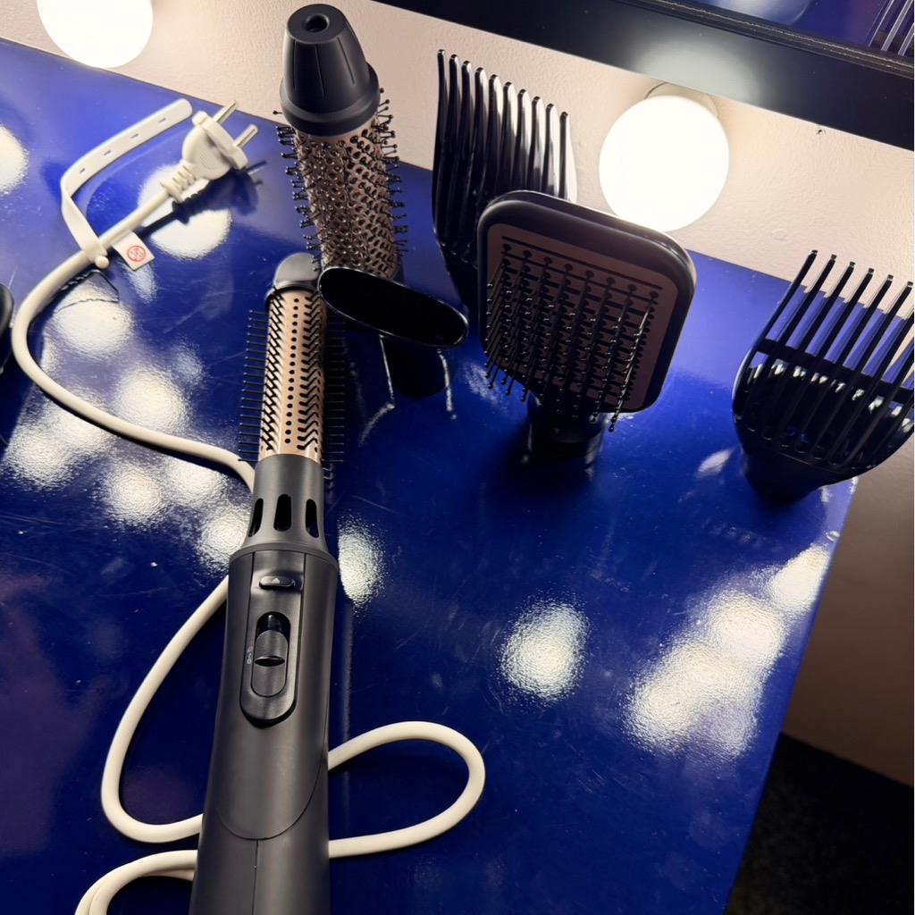 Airstyler 5000 Series BHA530/00 imgfdn-947e30e0-95eb-487f-9713-5d0aa05c0f46