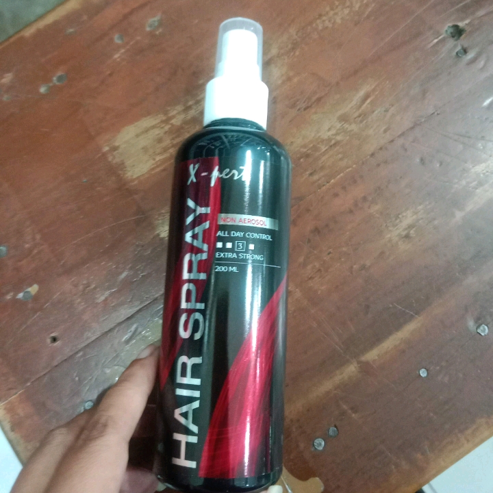 X-pert Non aerosol Hair Spray Extra strong - Non aerosol 200ml imgfdn-055c8ab5-d637-430e-bb15-983828ec0da8