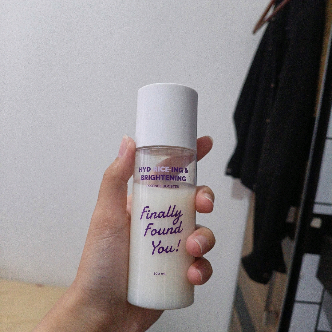 Hyd-rice-ing & Brightening Essence Booster imgfdn-a72331b8-48af-46d7-a57c-9e4505fe80b4