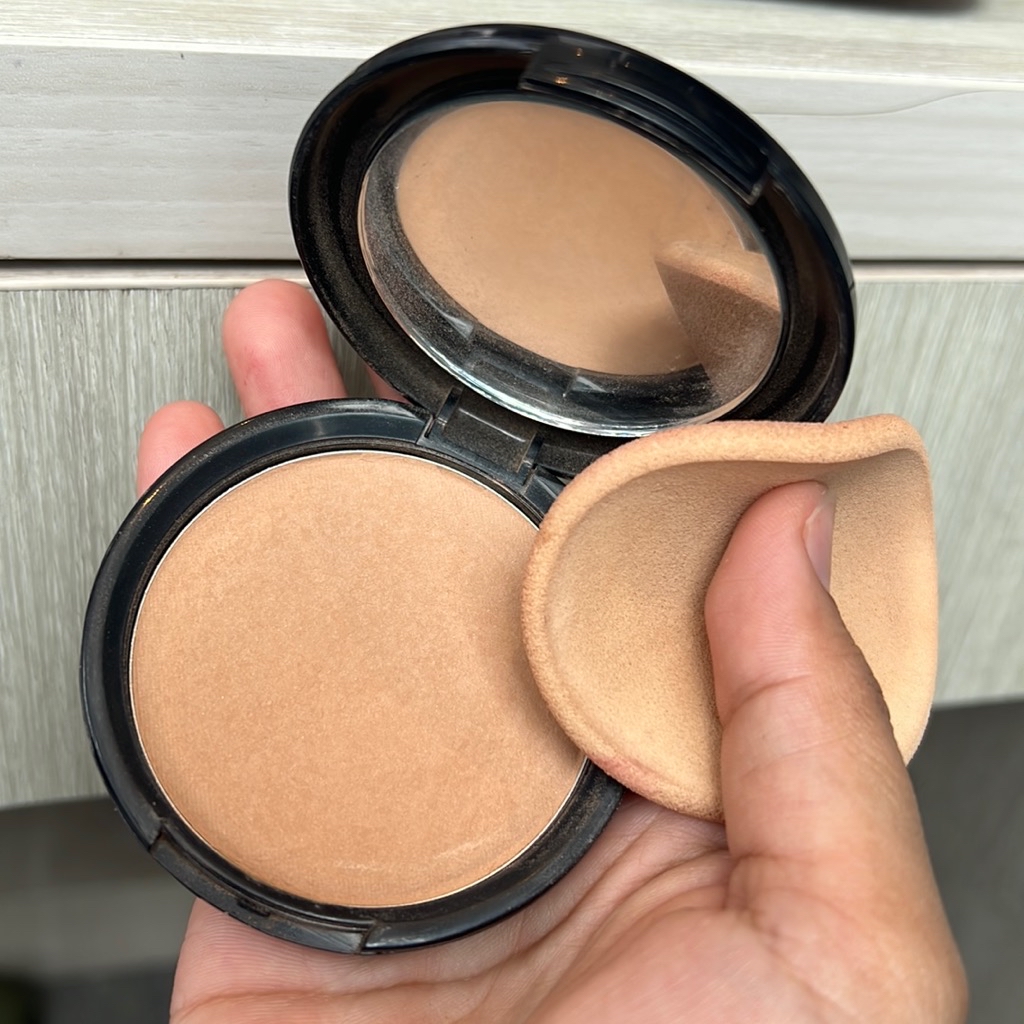 Coverlast Two Way Cake - 41W Sand imgfdn-423e7bde-ad2d-4e06-a343-243ab58a3d7b