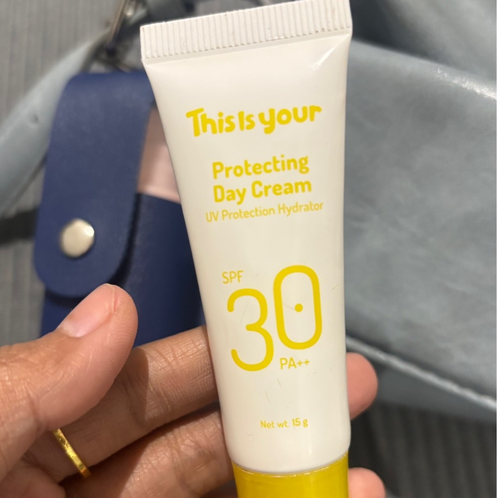Protecting Day Cream SPF 30 PA++ imgfdn-938b0d12-f46d-4d58-bb3e-3ceefdd83339
