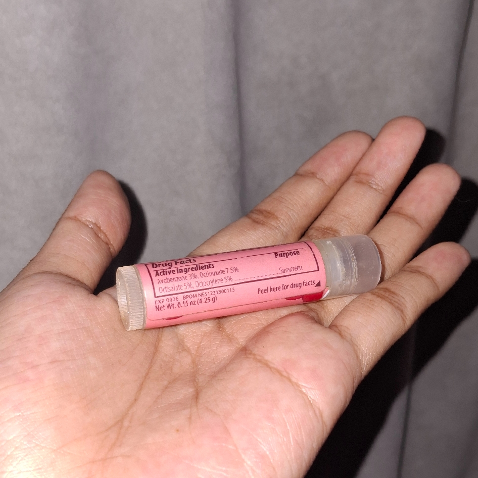 Organic Lip Balm - Cherry imgfdn-adacd945-0ebd-4bcb-8e02-536af9b013fd
