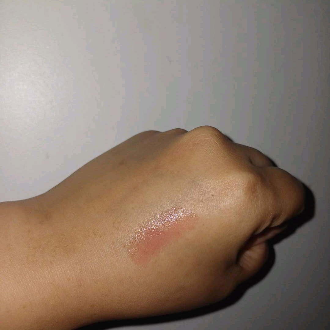 Butter Balm - Cherry imgfdn-c1cb1b5d-681c-44e4-ab1f-5a086aade4a8