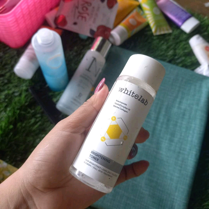 Brightening Toner imgfdn-c6d1098e-9785-4387-aa6f-f38de0eed268