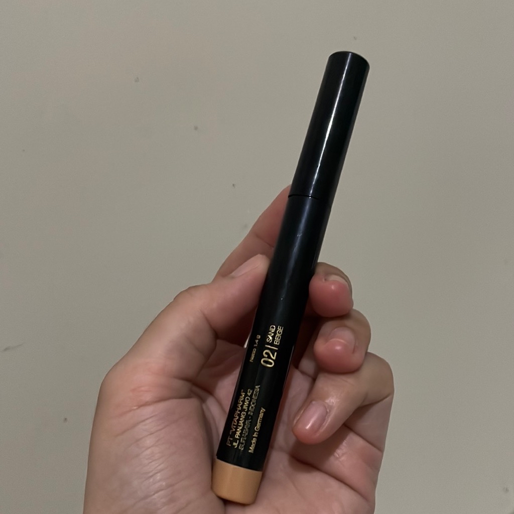 Perfect Cover Concealer - 02 Sand Beige imgfdn-53850500-16dc-479c-93a0-03d78049a14c