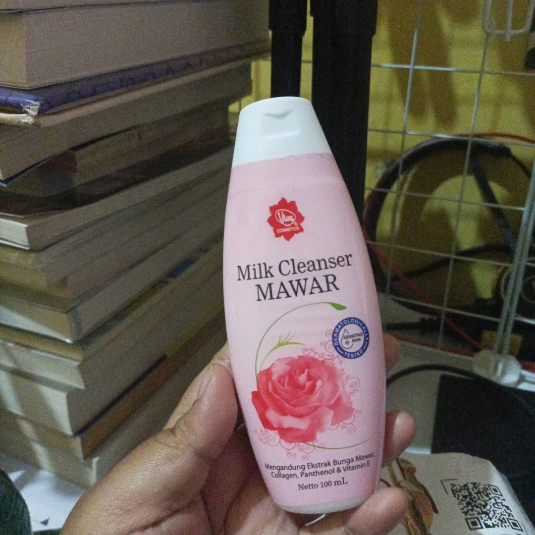 Milk Cleanser - Original imgfdn-4ebb230f-97b8-4b2a-bf17-7ca5495ba209