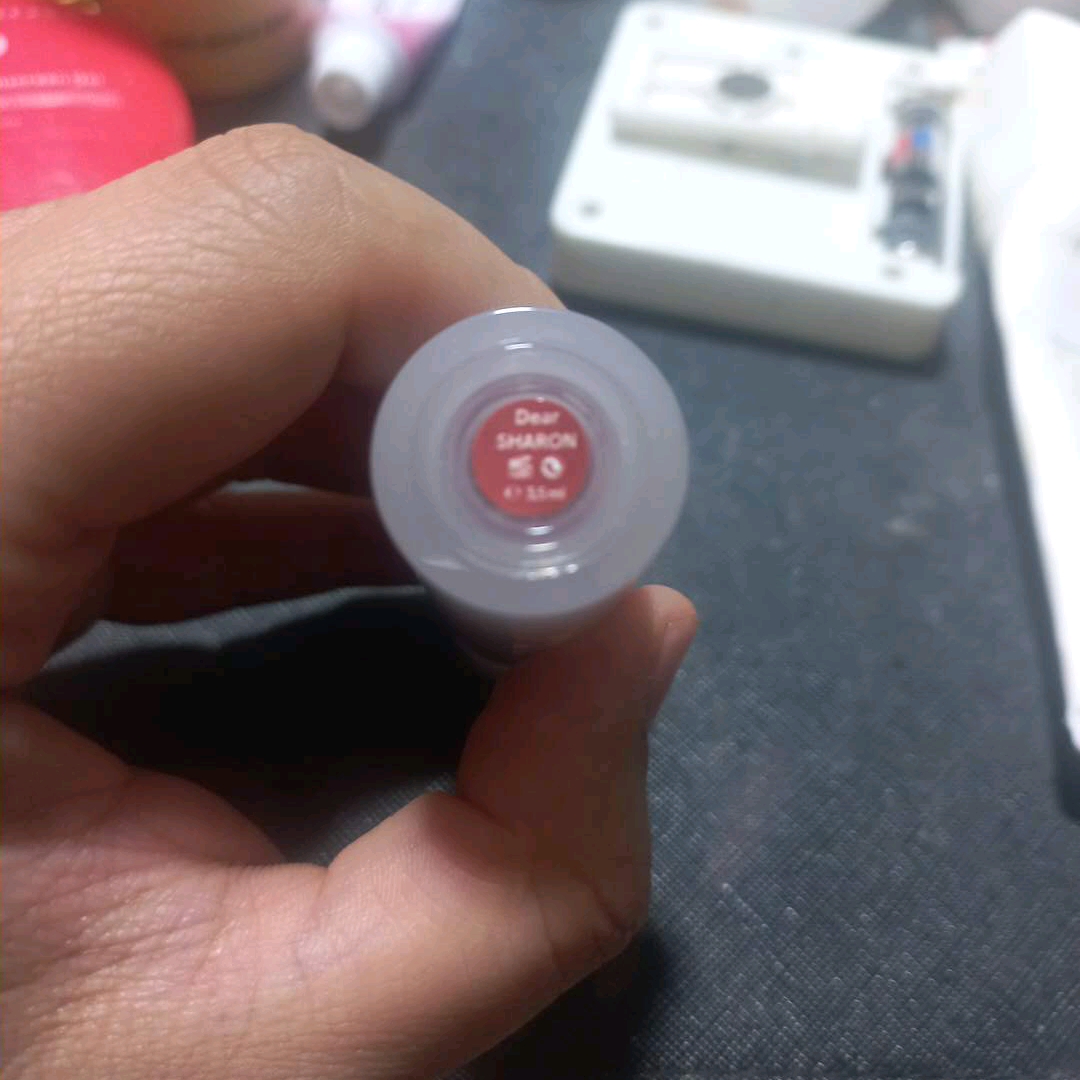 Hydraglow Lip Stain - Dear Sharon imgfdn-99a8c0c3-63df-4cbb-8f09-0ed1c9bb62f4