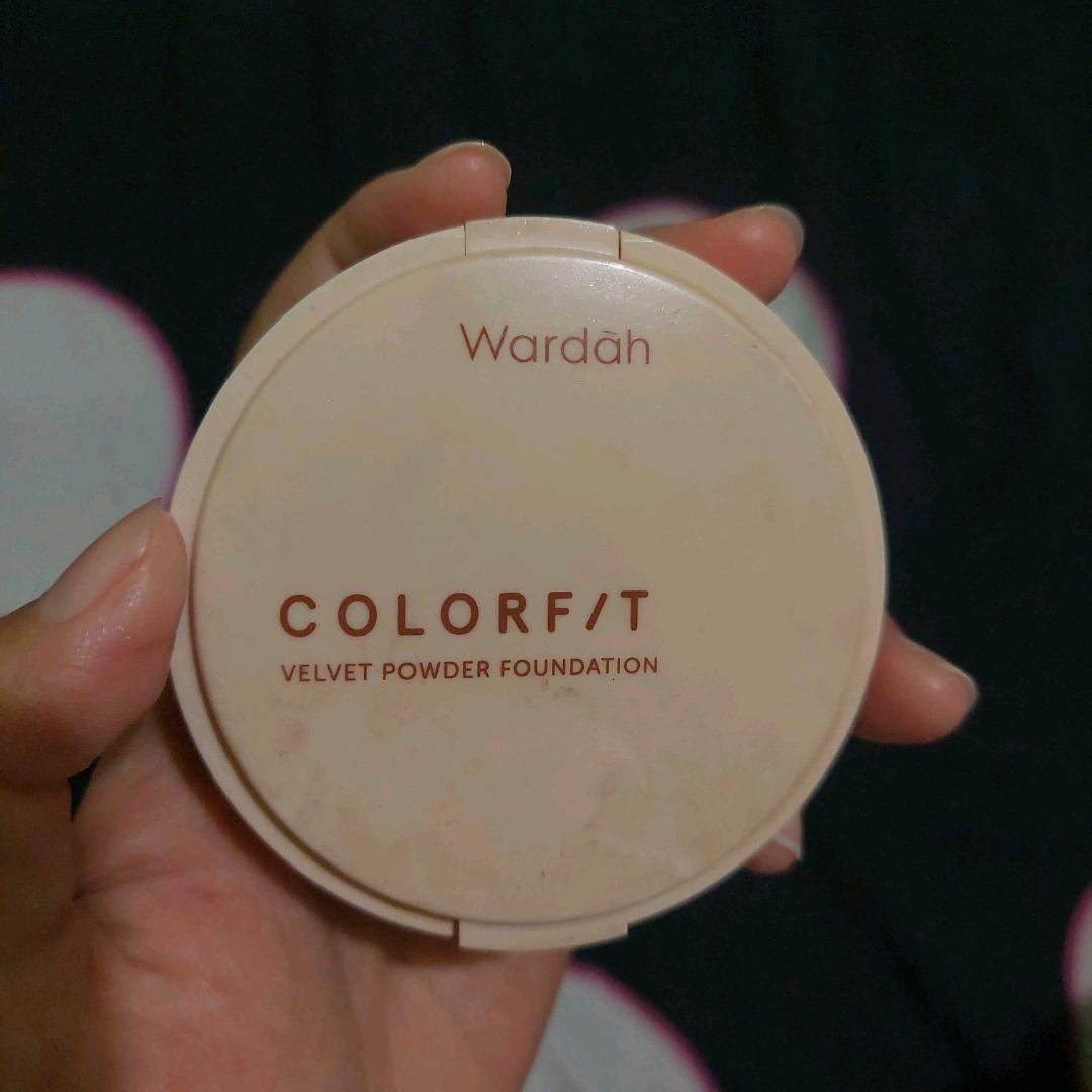 Colorfit Mattifying Powder - 32N Neutral Beige imgfdn-c20ac760-13e6-4117-82f6-4e7eb776ed00