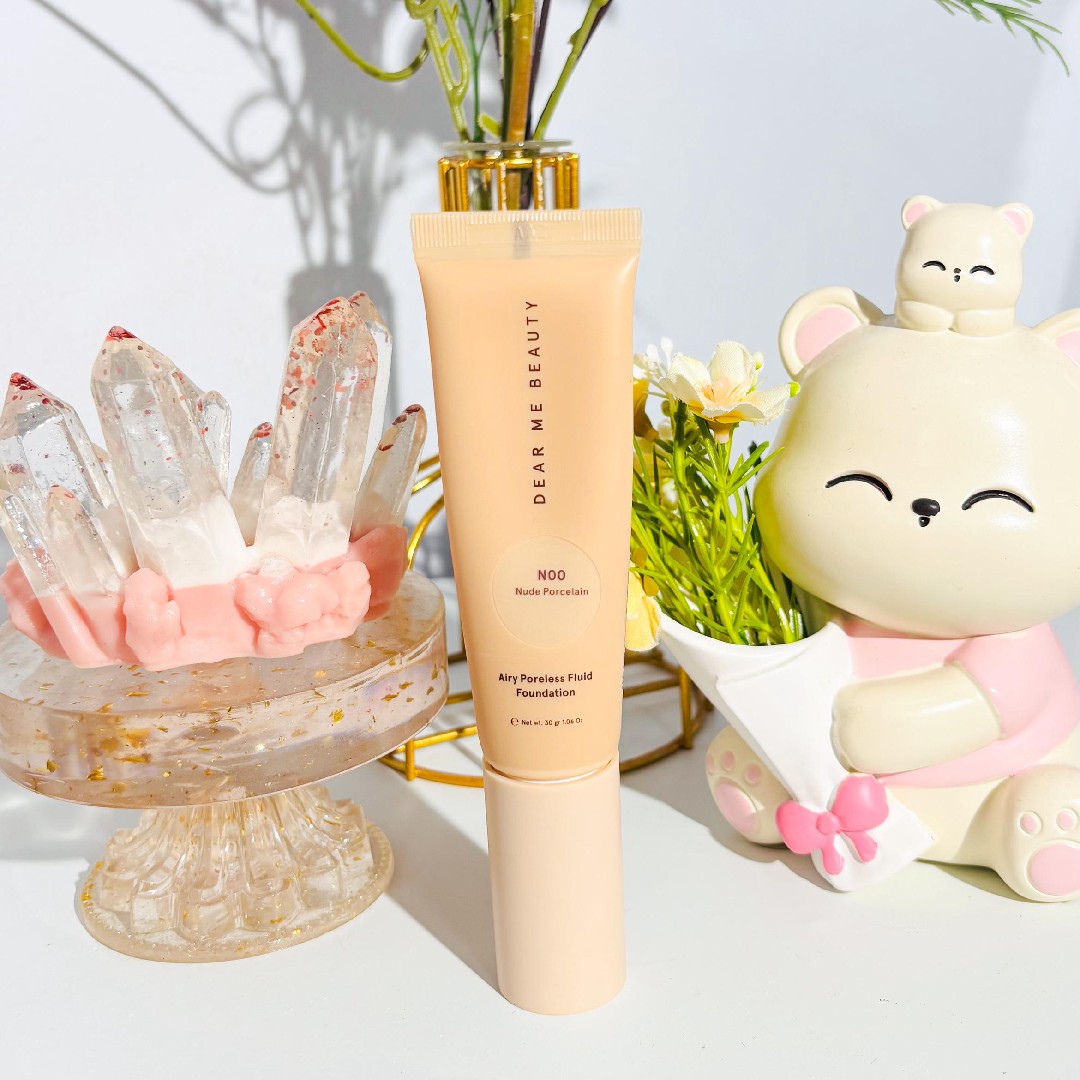 Airy Poreless Fluid Foundation - C00 Creme Porcelain imgfdn-18c40784-c283-4356-9d39-7e76370ccfad