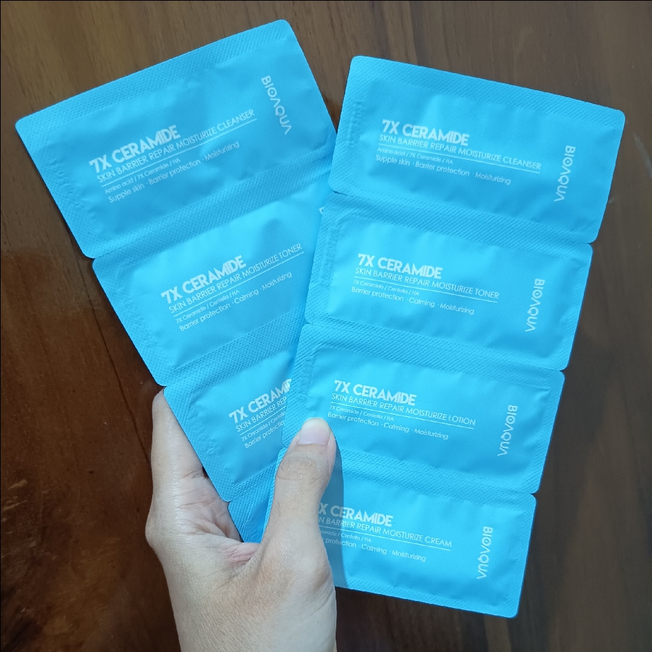 7X Ceramide Skin Barrier Repair Moisturize Cleanser imgfdn-2dc2c4a4-3c97-4fbd-8028-8927ce8a12d0