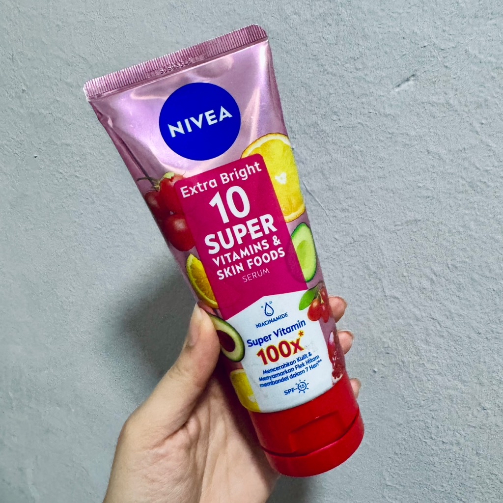 Extra Bright 10 Super Vitamin & Skin Foods imgfdn-ad744b04-39bf-4ecd-9f4b-eb0cc1fe4369