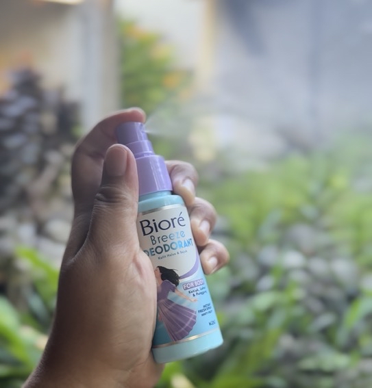 Breeze Deodorant Spray - Minty Fruity imgfdn-9040d40f-0cc5-4347-a694-cb75b01c4312