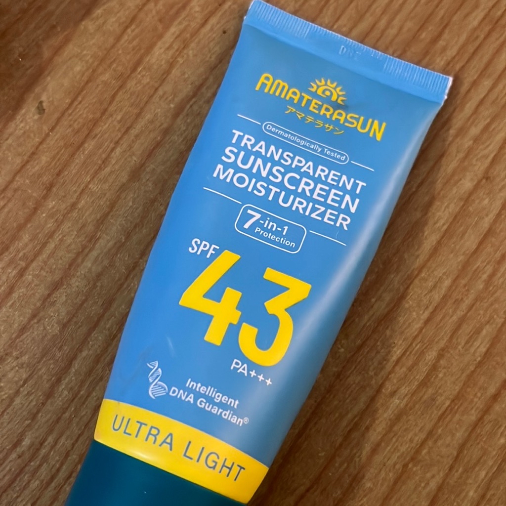 Transparent Sunscreen Moisturizer SPF 43 PA+++ imgfdn-928b25eb-28b0-4c5a-be47-f722d5673691