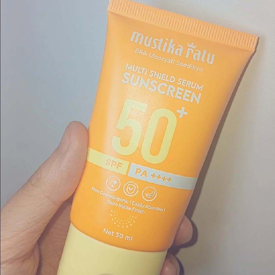 Sunscreen Multi Shield Serum SPF 50+ PA++++ imgfdn-264d60b6-d754-43b5-b9d5-b07e6314a70f