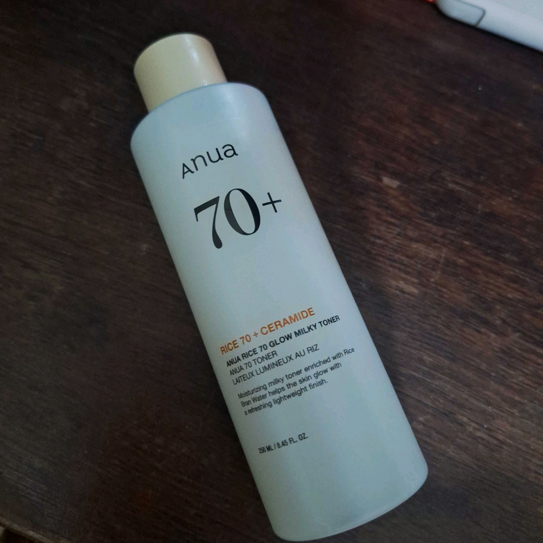 Rice 70 Glow Milky Toner imgfdn-8313a1e6-db94-473e-8f18-aaeafa3d5aa1