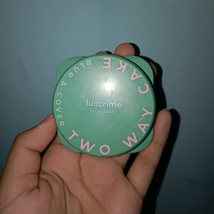 Blur & Cover Two Way Cake : Oil Control - Custard imgfdn-1e23ed7b-e9a1-4a55-a8aa-b3f03590a5a6