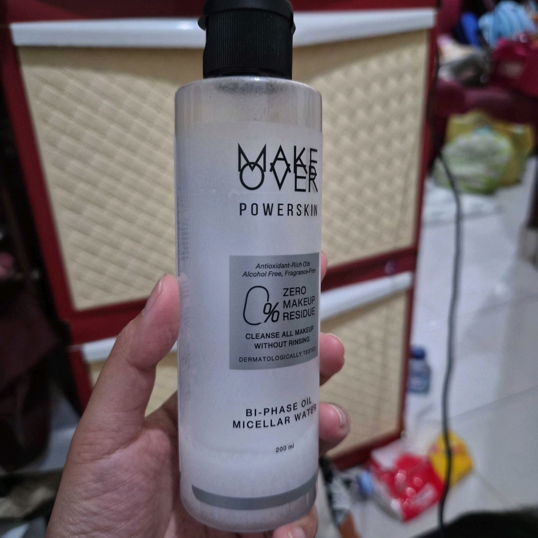 Powerskin Bi-Phase Oil Micellar Water imgfdn-f8d34aa5-74b5-429f-8f60-1496e7a9b84e