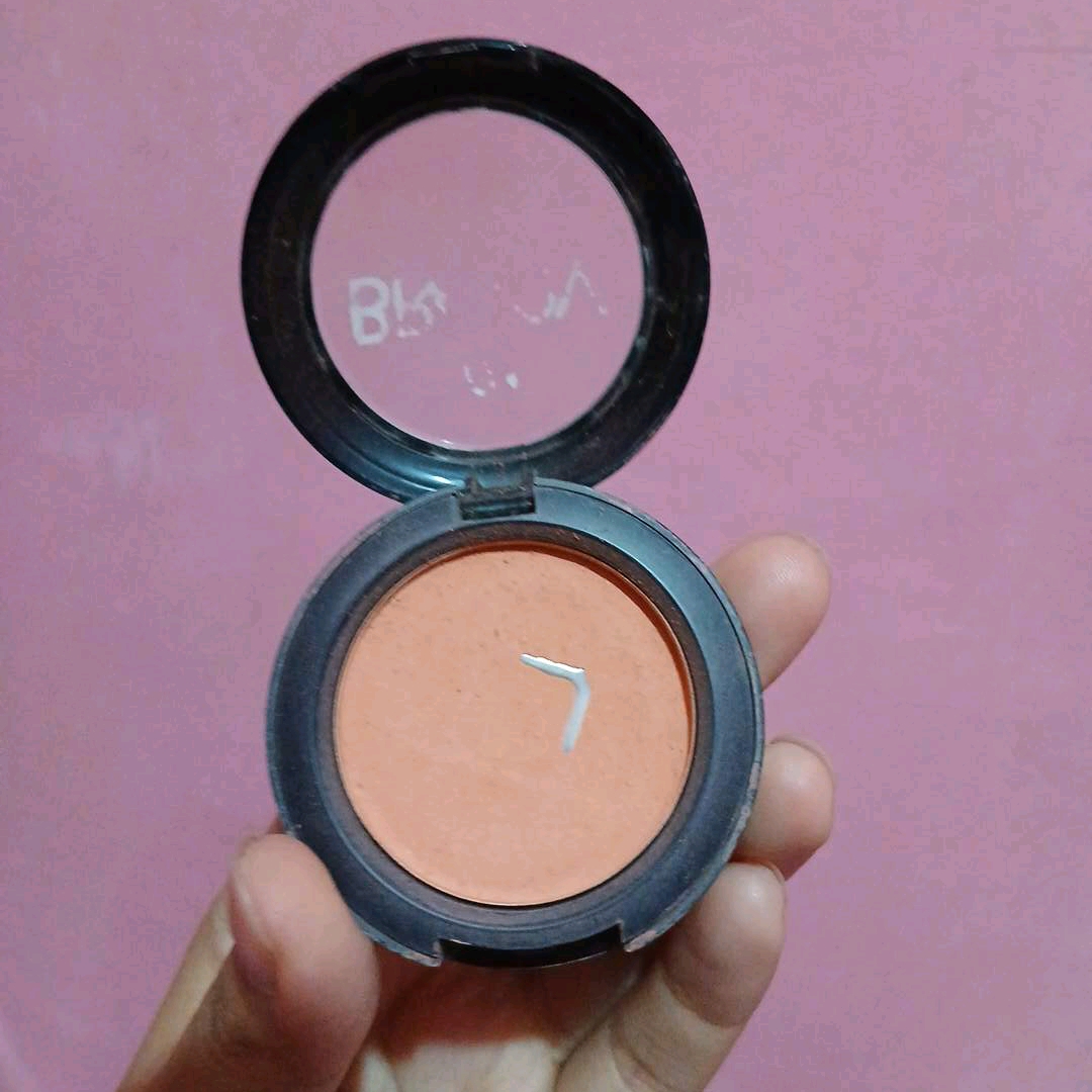 BRASOV Blush On - 01 imgfdn-6bce67da-f2d7-4263-a8ac-f745451fc7da