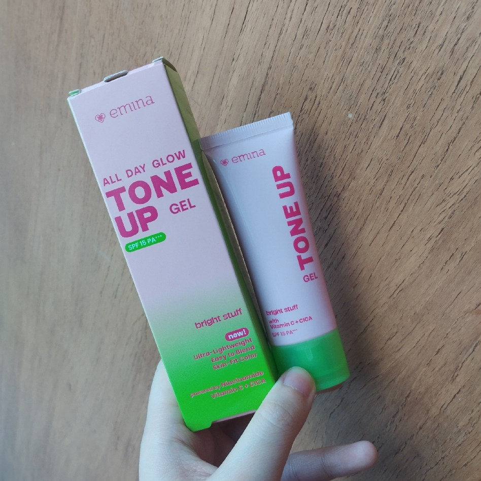 Tone Up Cream Gel imgfdn-35ac6894-620f-4b0e-8a59-c69990a60f86