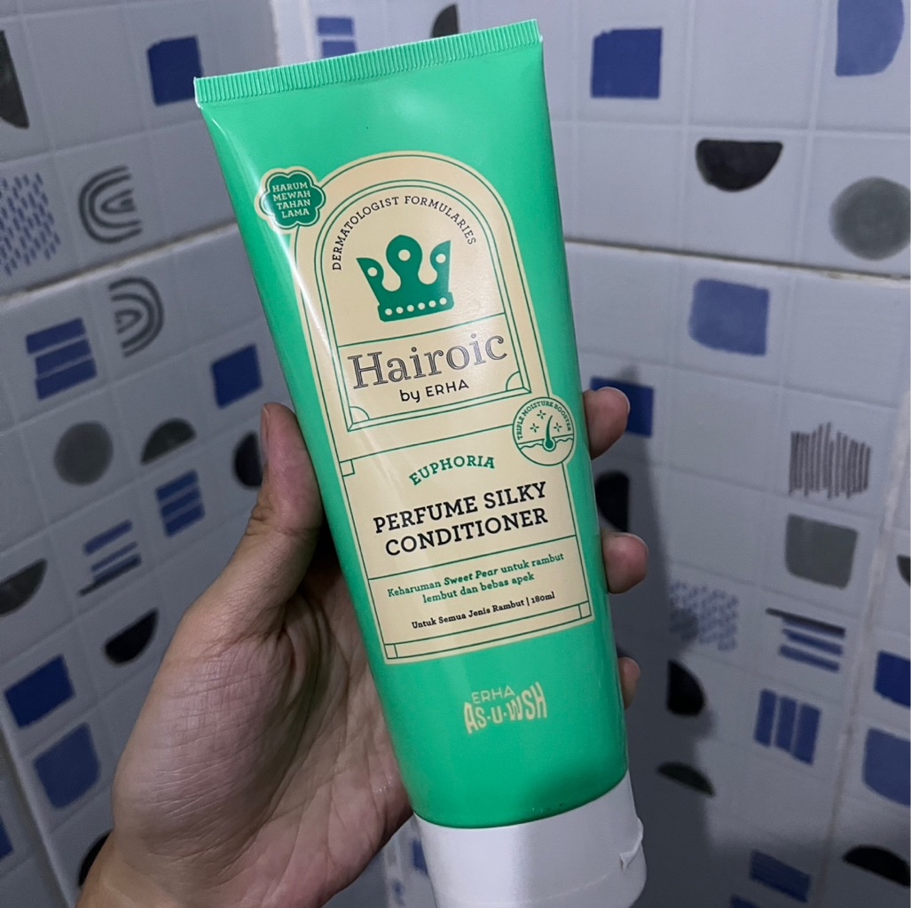 Hairoic Silky Conditioner Euphoria imgfdn-7ba47cfb-dca9-45d9-9b2c-1d58feda2bb9
