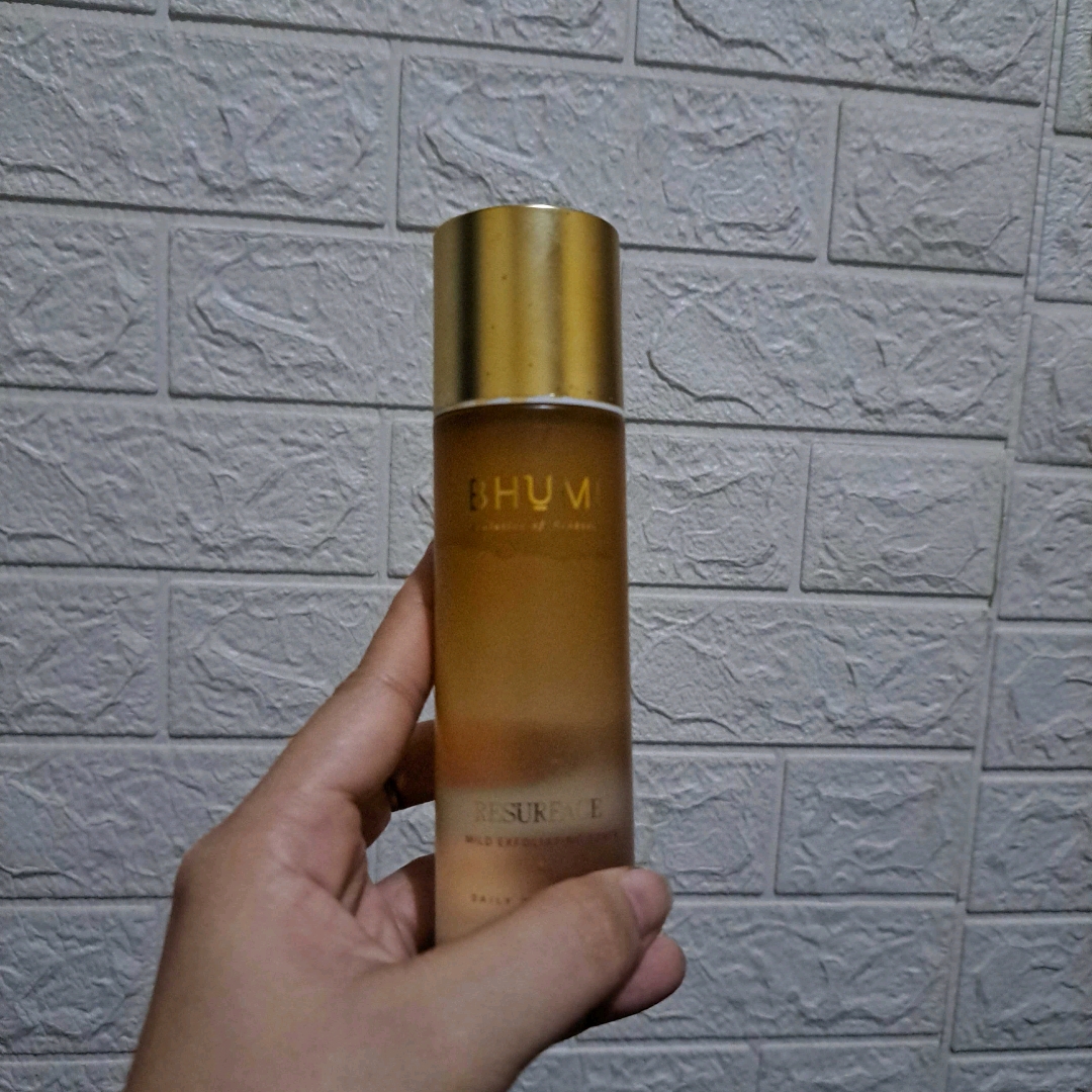 Resurface Mild Exfoliating Toner imgfdn-dee3640b-ab62-4583-8cd5-6b58b7806ccc