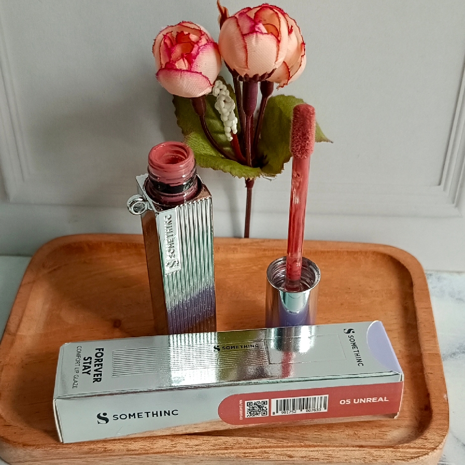 Forever Stay Comfort Lip Glaze - 05 Unreal imgfdn-0304658e-ccf3-4906-95a1-64f7123e8d78