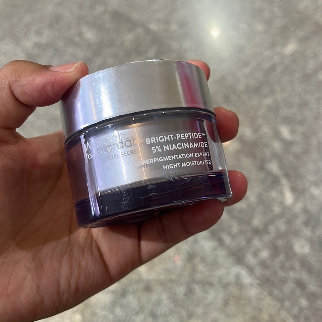 White Secret Night Cream - Discontinued imgfdn-88d781a0-319d-4d72-bb44-6184e694335e