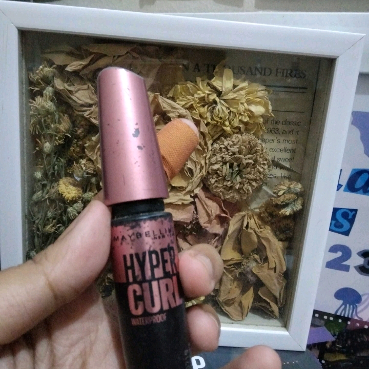 Hyper Curl Volum' Express Mascara imgfdn-55c0f402-fcdc-4d90-a3c4-f99ac96c56c9