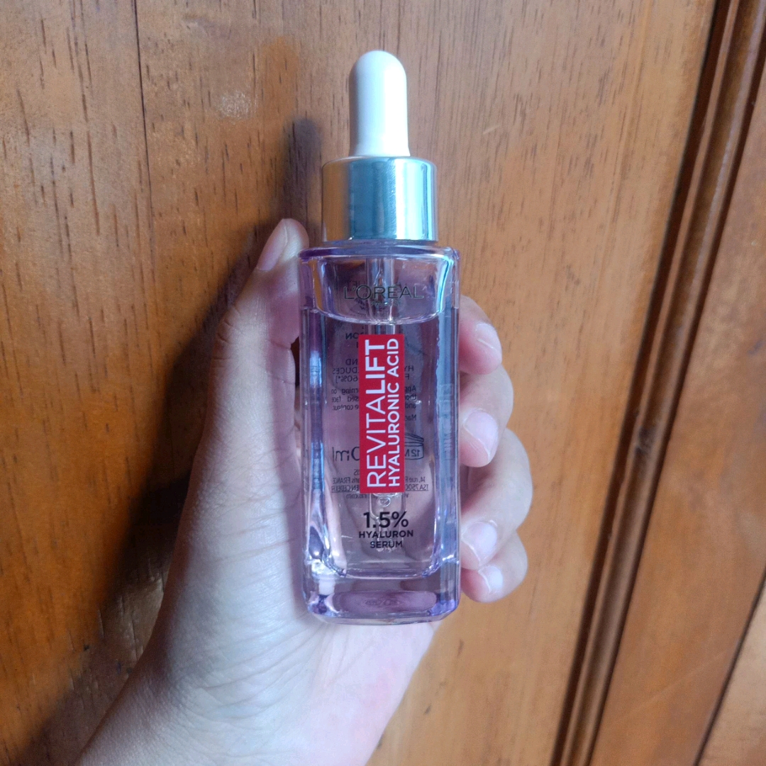Revitalift 1.5% Hyaluronic Acid Serum imgfdn-c22c825c-c0c5-42e1-bca6-988c765d5ee7