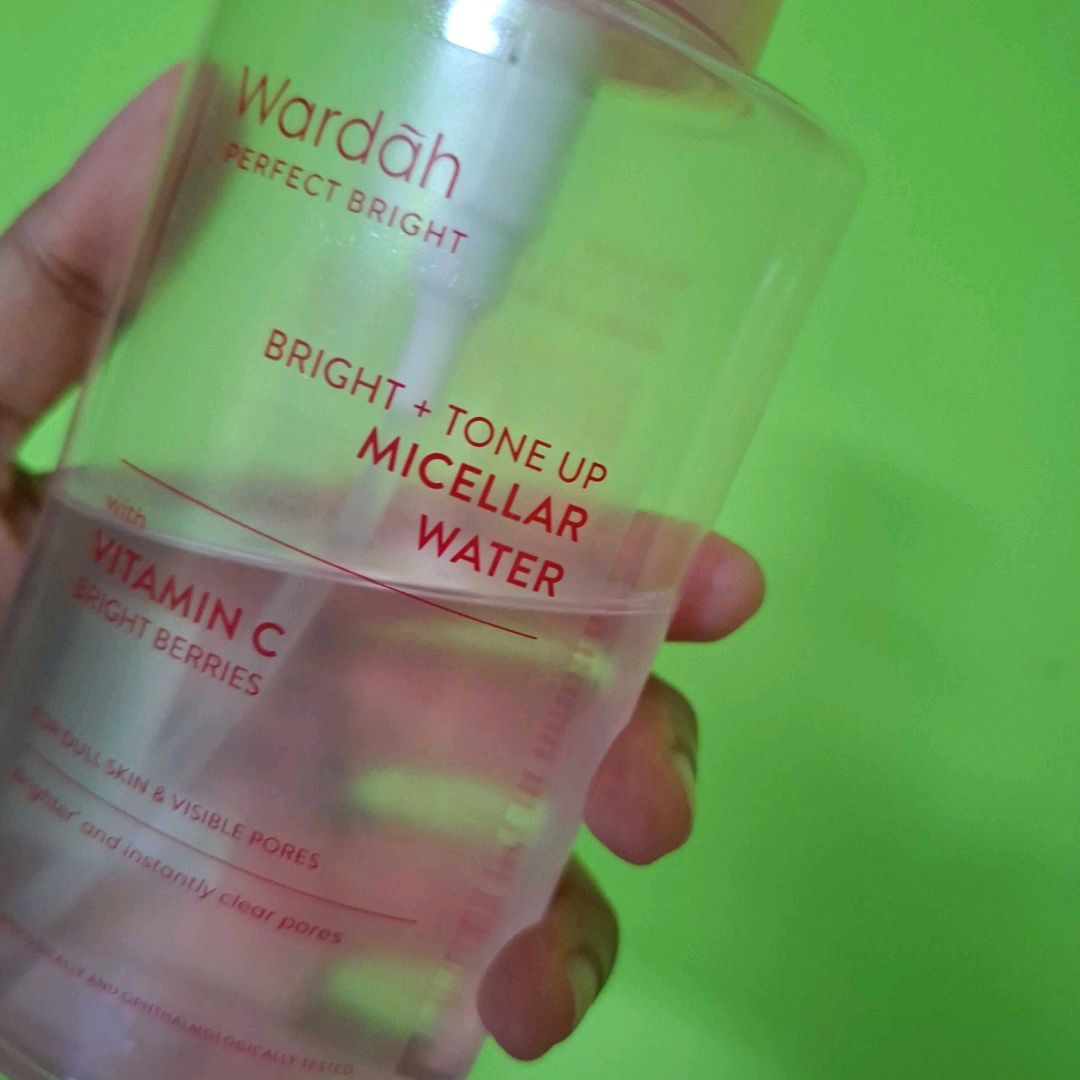 Perfect Bright Tone Up Micellar Water imgfdn-c5e1ca4d-6e59-442d-b15e-e1fc14aca2ca