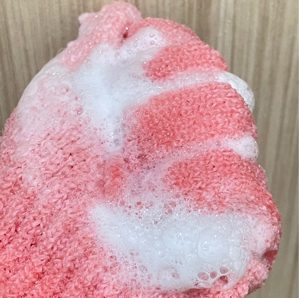 Bath Gloves - Pink imgfdn-e84eede6-0a04-46f7-bbae-860e93f87fb0