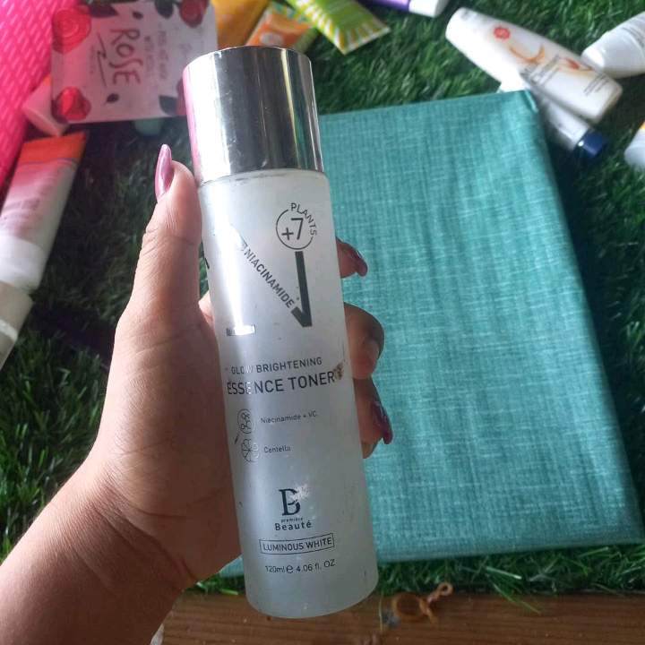 Glow Brightening Essence Toner imgfdn-182c78e1-b407-4f8a-a5ce-77aa972093bd