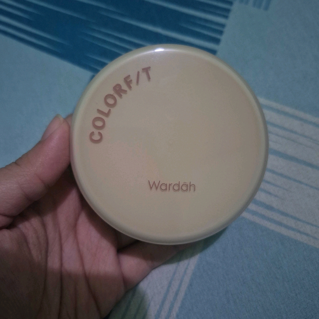 Colorfit Perfect Glow Cushion - 21W Linen imgfdn-f9c2de36-0ef5-47cf-910f-30d83e2a7111