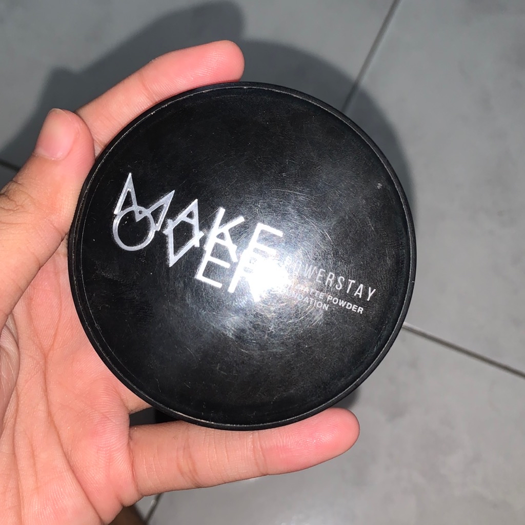 Powerstay Demi Matte Cover Cushion - W32 Warm Beige imgfdn-77fefae4-026e-4652-81f2-2ec7bd66e34d