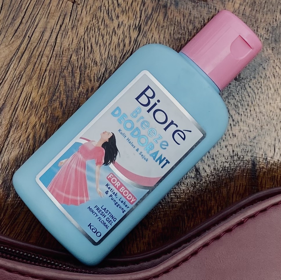 Breeze Deodorant Lasting Fresh Gel - Minty Floral imgfdn-0485b4f6-2c3a-4b98-9a99-588c80ee57e0
